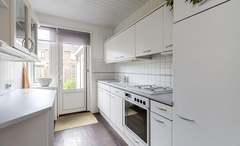 277728472